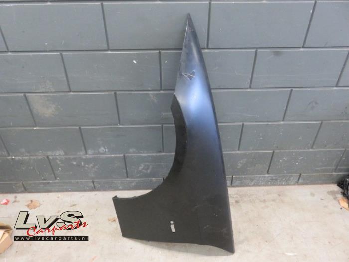 BMW 3-Serie Front wing, left