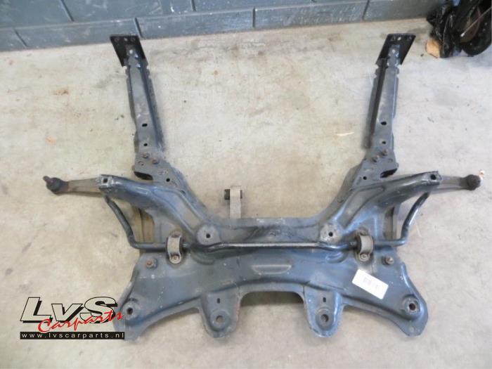 Fiat 500 store subframe