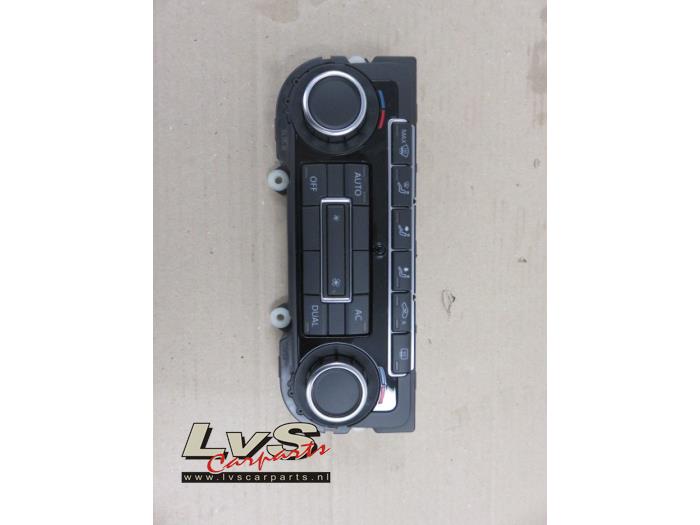 Volkswagen Golf Air conditioning control panel