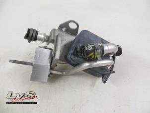 Gebruikte Airco Koeler Opel Ampera-e Prijs € 36,00 Margeregeling aangeboden door LvS Carparts