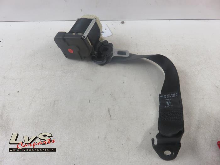 Opel Corsa Rear seatbelt, left