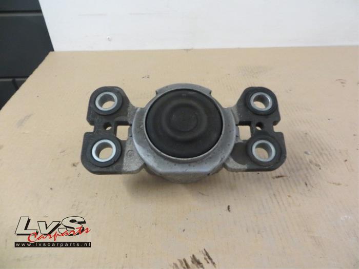 Volvo V70 Support moteur