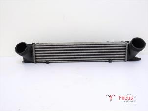 Gebruikte Intercooler BMW 1 serie (E87/87N) 118d 16V Prijs € 30,00 Margeregeling aangeboden door Focus Automotive