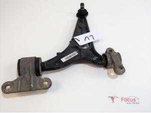 Gebruikte Draagarm links-voor Peugeot Expert (G9) 2.0 HDiF 16V 130 Prijs € 29,95 Margeregeling aangeboden door Focus Automotive