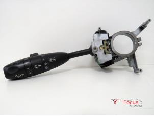 Gebruikte Knipperlicht Schakelaar Mercedes B (W245,242) 2.0 B-180 CDI 16V Prijs € 45,00 Margeregeling aangeboden door Focus Automotive