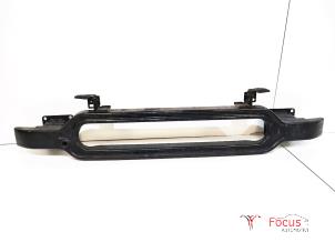 Gebruikte Bumperbalk voor Peugeot 407 SW (6E) 1.6 HDiF 16V Prijs € 60,00 Margeregeling aangeboden door Focus Automotive