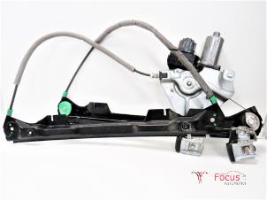 Gebruikte Ruitmechaniek 4Deurs links-voor Jaguar X-type 2.5 V6 24V Prijs € 35,00 Margeregeling aangeboden door Focus Automotive