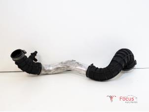 Gebruikte Intercooler Buis Volvo XC90 I 2.4 D5 20V Prijs € 25,00 Margeregeling aangeboden door Focus Automotive