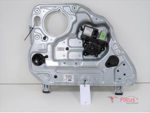 Gebruikte Ruitmechaniek 4Deurs links-achter Volvo V50 (MW) 1.6 D 16V Prijs € 25,00 Margeregeling aangeboden door Focus Automotive