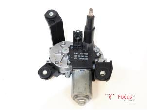 Gebruikte Ruitenwissermotor achter Opel Astra J (PC6/PD6/PE6/PF6) 1.7 CDTi 16V 110 Prijs € 14,95 Margeregeling aangeboden door Focus Automotive