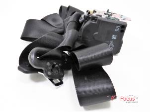Gebruikte Veiligheidsgordel rechts-voor Ford Focus 2 1.6 TDCi 16V 90 Prijs € 30,00 Margeregeling aangeboden door Focus Automotive
