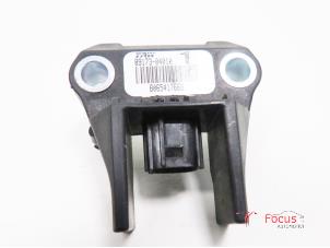 Gebruikte Voetganger Crash sensor Toyota Yaris II (P9) 1.0 12V VVT-i Prijs € 15,00 Margeregeling aangeboden door Focus Automotive