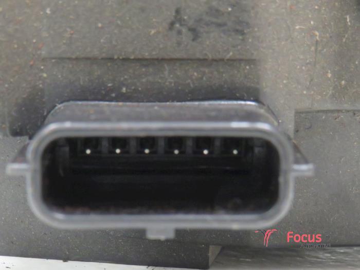Gaspedaalpositie Sensor van een Nissan Juke (F15) 1.2 DIG-T 16V 2016