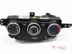Gebruikte Chaufage Bedieningspaneel Kia Picanto (TA) 1.0 12V Prijs € 17,50 Margeregeling aangeboden door Focus Automotive