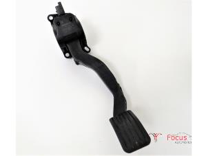 Gebruikte Sensor Gaspedaalpositie Peugeot 206+ (2L/M) 1.1 XR,XS Prijs € 14,95 Margeregeling aangeboden door Focus Automotive