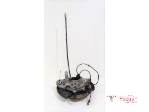 Gebruikte Fusee rechts-achter Mercedes E (W212) E-220 CDI 16V BlueEfficiency,BlueTEC Prijs € 19,95 Margeregeling aangeboden door Focus Automotive