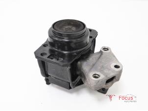 Gebruikte Motorrubber Peugeot Partner Tepee (7A/B/C/D/E/F/G/J/P/S) 1.6 HDI 75 Prijs € 20,00 Margeregeling aangeboden door Focus Automotive