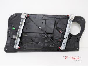 Gebruikte Raammechaniek 2Deurs links-voor Ford Fiesta 6 (JA8) 1.0 EcoBoost 12V 100 Prijs € 25,00 Margeregeling aangeboden door Focus Automotive