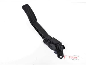 Gebruikte Gaspedaalpositie Sensor Ford Fiesta 7 Prijs € 50,00 Margeregeling aangeboden door Focus Automotive