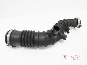 Gebruikte Turbo Pijp Renault Clio IV (5R) 0.9 Energy TCE 90 12V Prijs € 20,00 Margeregeling aangeboden door Focus Automotive