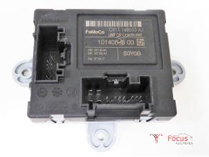 Gebruikte Deur module Ford Fiesta 6 (JA8) 1.0 EcoBoost 12V 100 Van Prijs € 14,95 Margeregeling aangeboden door Focus Automotive