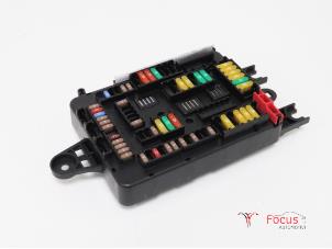 Gebruikte Zekeringkast BMW 1 serie (F20) 116d 1.5 12V TwinPower Prijs € 24,95 Margeregeling aangeboden door Focus Automotive