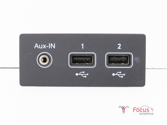sympathie Artefact Makkelijk te gebeuren AUX/USB aansluiting voor Renault Clio - Focus Automotive