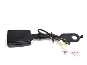 Gebruikte Veiligheidsgordel Insteek rechts-voor Citroen C3 (SC) 1.6 HDi 92 Prijs € 15,00 Margeregeling aangeboden door Focus Automotive