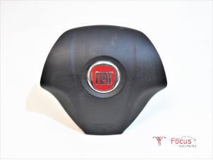 Gebruikte Airbag links (Stuur) Fiat Punto III (199) 1.2 69 Prijs € 35,00 Margeregeling aangeboden door Focus Automotive