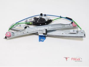 Gebruikte Raammechaniek 4Deurs rechts-voor Citroen C3 Picasso (SH) 1.4 16V VTI 95 Prijs € 50,00 Margeregeling aangeboden door Focus Automotive