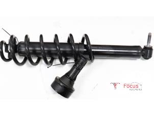 Gebruikte Schokbreker links-achter Renault Kadjar (RFEH) 1.5 dCi DPF Prijs € 35,00 Margeregeling aangeboden door Focus Automotive