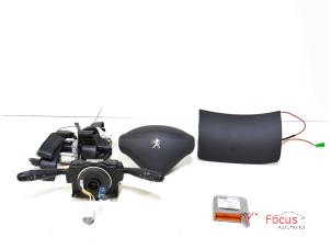 Gebruikte Airbag Set + Module Peugeot 206+ (2L/M) 1.1 XR,XS Prijs € 295,00 Margeregeling aangeboden door Focus Automotive