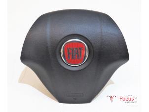 Gebruikte Airbag links (Stuur) Fiat Grande Punto (199) 1.3 JTD Multijet 16V Prijs € 35,00 Margeregeling aangeboden door Focus Automotive