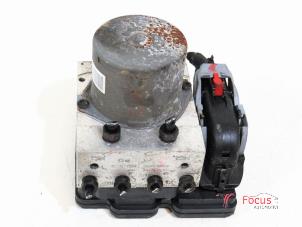 Gebruikte ABS Pomp Kia Cee'd (EDB5) 1.6 CRDi 16V Prijs € 80,00 Margeregeling aangeboden door Focus Automotive