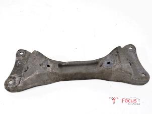 Gebruikte Versnellingsbak Steun BMW 1 serie (F20) 116d 1.6 16V Efficient Dynamics Prijs € 20,00 Margeregeling aangeboden door Focus Automotive