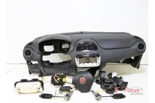 Gebruikte Airbag Set + Module Fiat Punto Evo (199) 1.3 JTD Multijet 85 16V Prijs € 400,00 Margeregeling aangeboden door Focus Automotive