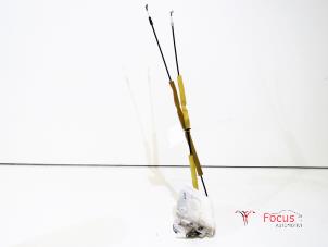 Gebruikte Deurslot Mechaniek 4Deurs rechts-voor Mazda 2 (DE) 1.4 CDVi 16V Prijs € 14,95 Margeregeling aangeboden door Focus Automotive