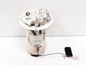 Gebruikte Tank element Pomp Peugeot 208 I (CA/CC/CK/CL) 1.4 HDi Prijs € 24,95 Margeregeling aangeboden door Focus Automotive