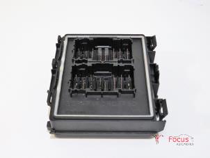 Gebruikte Module Bodycontrol Ford Fiesta 7 1.0 EcoBoost 12V 100 Prijs € 100,00 Margeregeling aangeboden door Focus Automotive