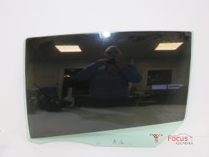 Gebruikte Deurruit 4Deurs links-achter Peugeot 308 (L3/L8/LB/LH/LP) 1.6 16V THP Prijs € 25,00 Margeregeling aangeboden door Focus Automotive