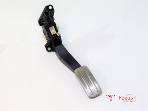 Gebruikte Sensor Gaspedaalpositie Ford Fiesta 7 1.0 EcoBoost 12V 100 Prijs € 50,00 Margeregeling aangeboden door Focus Automotive