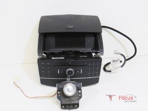 Gebruikte Navigatie Systeem Mercedes C Estate (S204) 2.2 C-200 CDI 16V . Prijs € 375,00 Margeregeling aangeboden door Focus Automotive