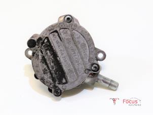 Gebruikte Vacuumpomp (Diesel) Mercedes Vito (639.6) 2.2 109 CDI 16V Prijs € 50,00 Margeregeling aangeboden door Focus Automotive