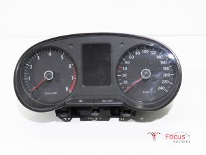 Gebruikte Cockpit Volkswagen Polo V (6R) 1.2 12V BlueMotion Technology Prijs € 100,00 Margeregeling aangeboden door Focus Automotive