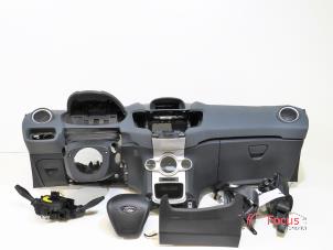 Gebruikte Airbag set Ford Fiesta 6 (JA8) 1.6 TDCi 16V Prijs € 675,00 Margeregeling aangeboden door Focus Automotive