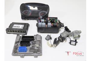 Gebruikte Kontaktslot + computer Opel Corsa E 1.3 CDTi 16V ecoFLEX Prijs € 300,00 Margeregeling aangeboden door Focus Automotive