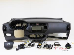 Gebruikte Airbag Set + Module Kia Rio III (UB) 1.1 CRDi VGT 12V Prijs € 950,00 Margeregeling aangeboden door Focus Automotive
