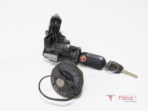 Gebruikte Kontaktslot + Sleutel Fiat Punto Evo (199) 1.2 Euro 5 Prijs € 40,00 Margeregeling aangeboden door Focus Automotive