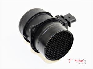 Gebruikte Luchtmassameter Volkswagen Tiguan (5N1/2) 2.0 TDI 16V 4Motion Prijs € 25,00 Margeregeling aangeboden door Focus Automotive