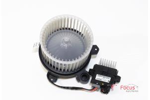 Gebruikte Chaufage Ventilatiemotor Opel Karl 1.0 12V Prijs € 55,00 Margeregeling aangeboden door Focus Automotive